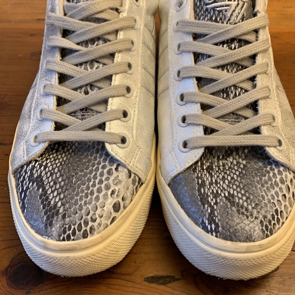 Women's Gola Orchid II Snakeskin Sneakers - Picture 4 of 8